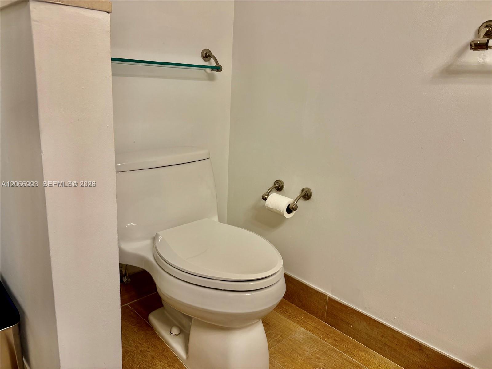 1800 N Bayshore Drive 4209 Property Photo 35