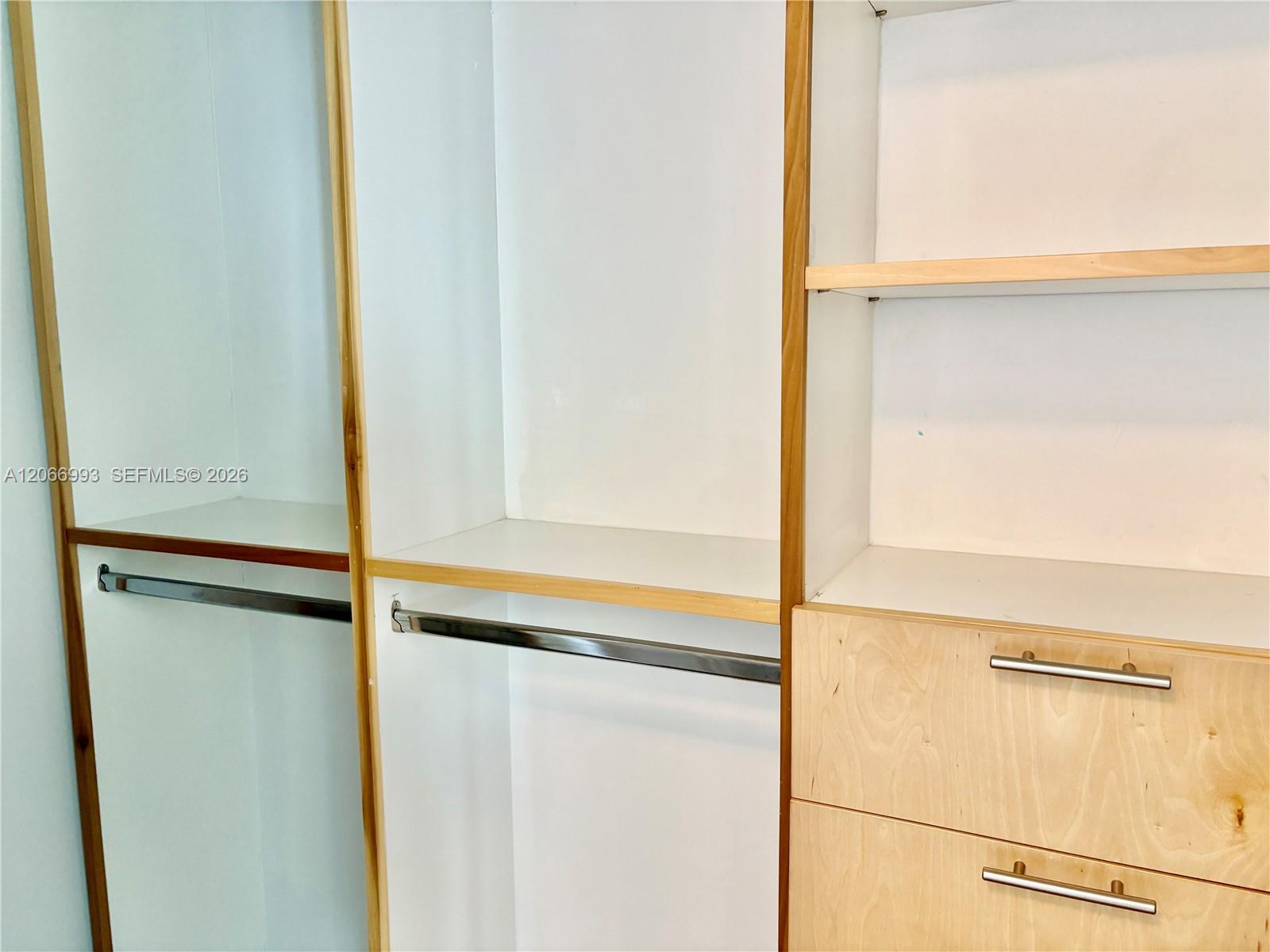 1800 N Bayshore Drive 4209 Property Photo 38