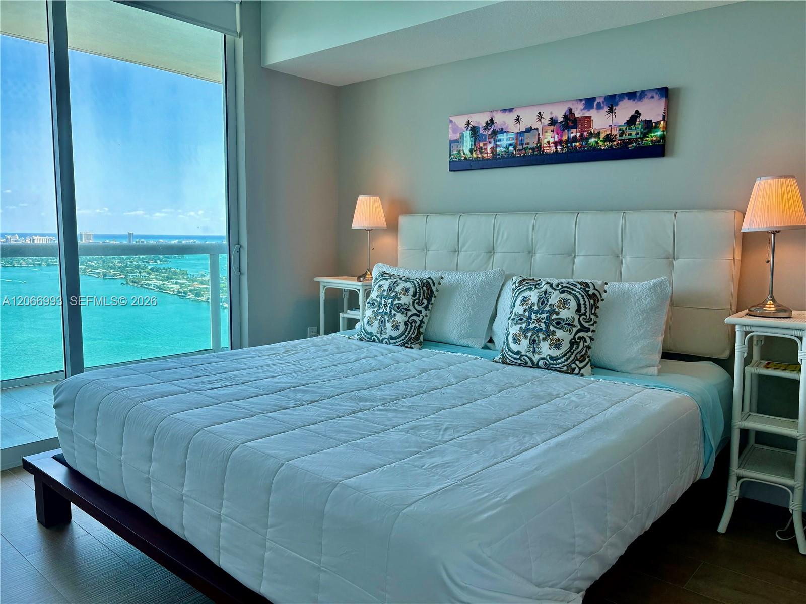 1800 N Bayshore Drive 4209 Property Photo 43
