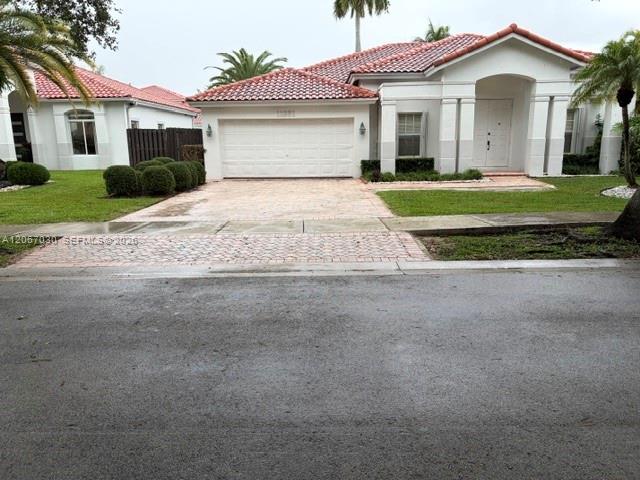 11351 NW 64th Terrace