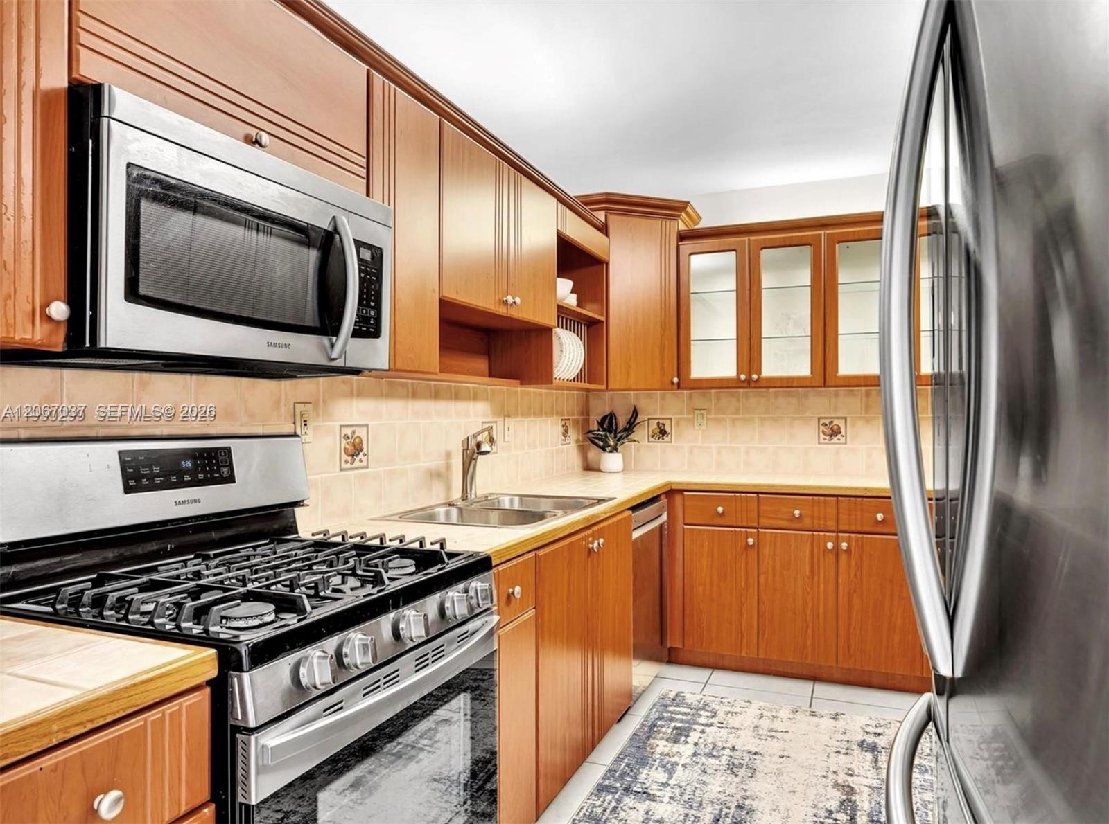 3140 S Ocean Drive 206 Property Photo 12