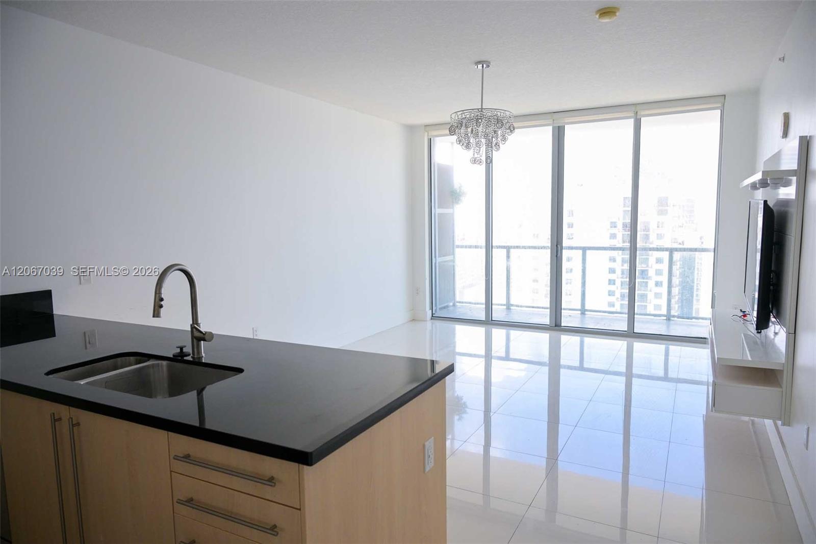 1111 Sw 1st Avenue 3624-n Property Photo 9