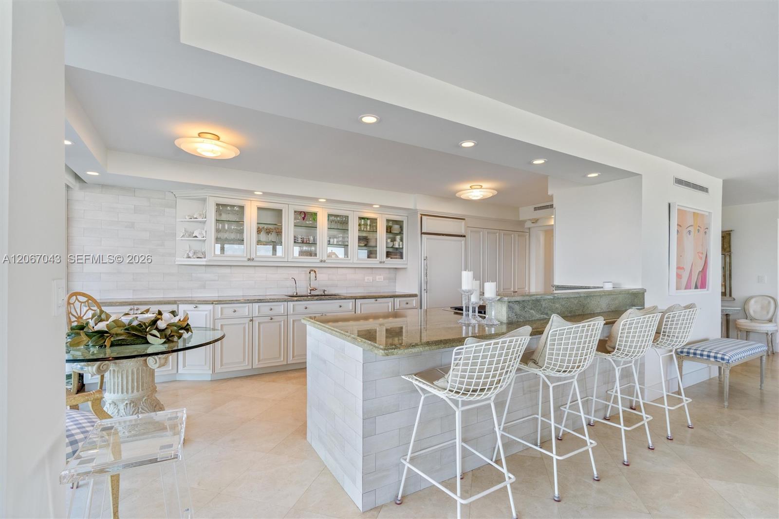 2100 S Ocean Lane 412 Property Photo 12