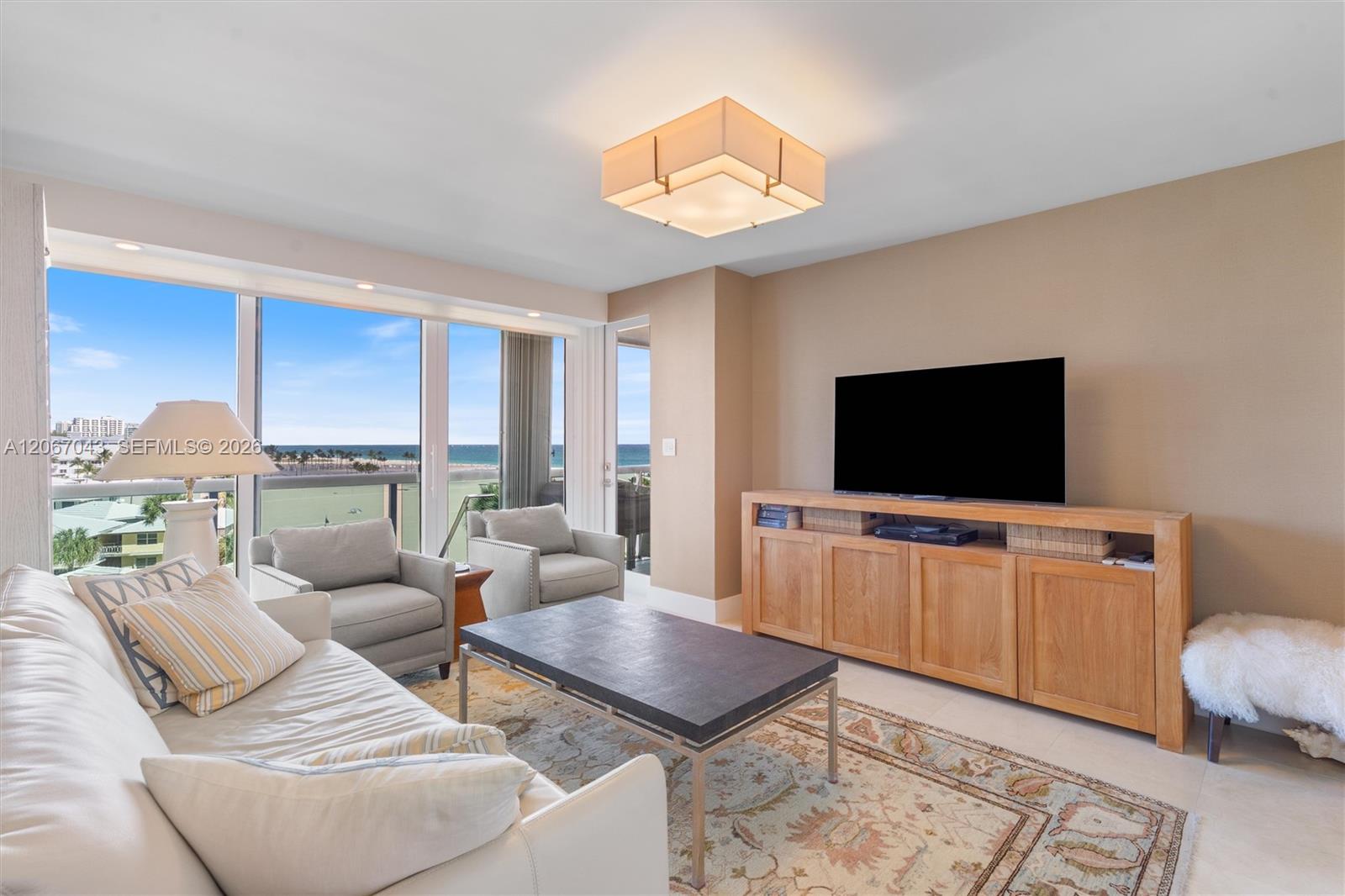 2100 S Ocean Lane 412 Property Photo 26