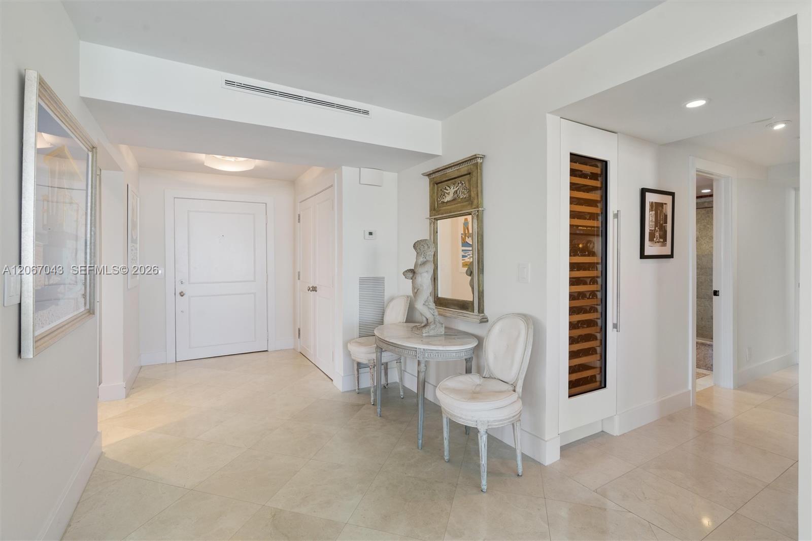 2100 S Ocean Lane 412 Property Photo 29