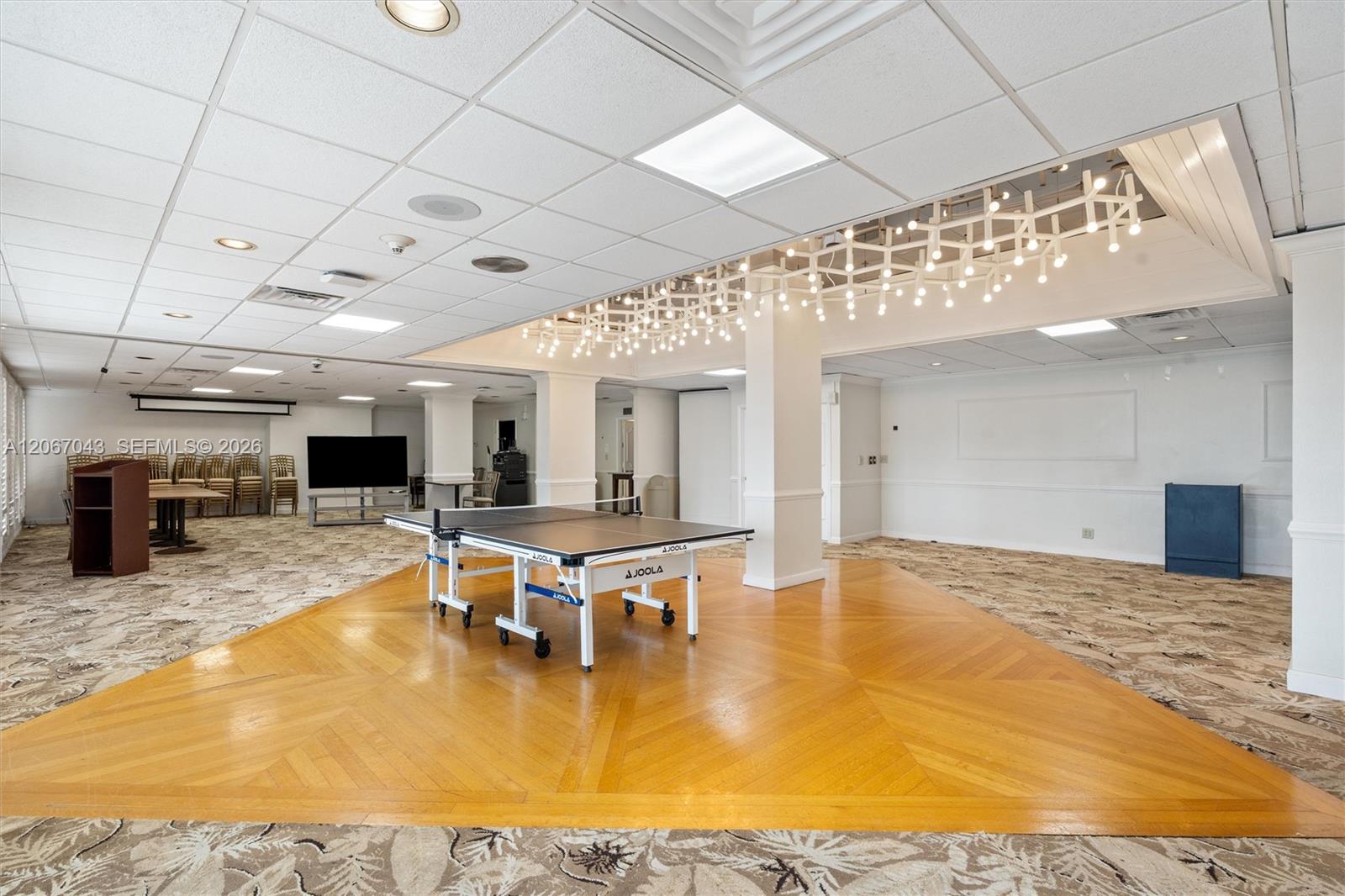 2100 S Ocean Lane 412 Property Photo 51