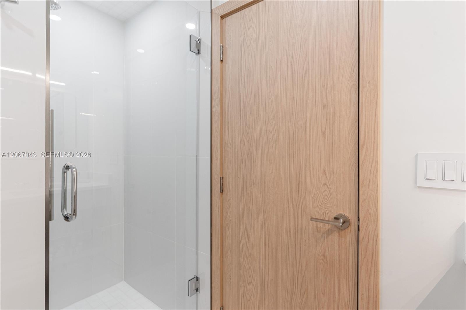 2100 S Ocean Lane 412 Property Photo 65