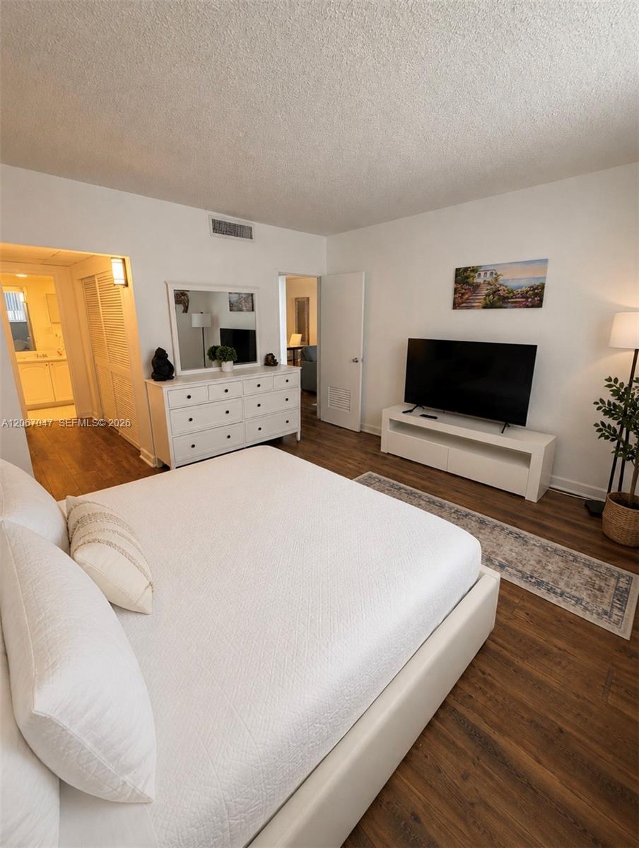 4001 S Ocean Drive 4l Property Photo 8