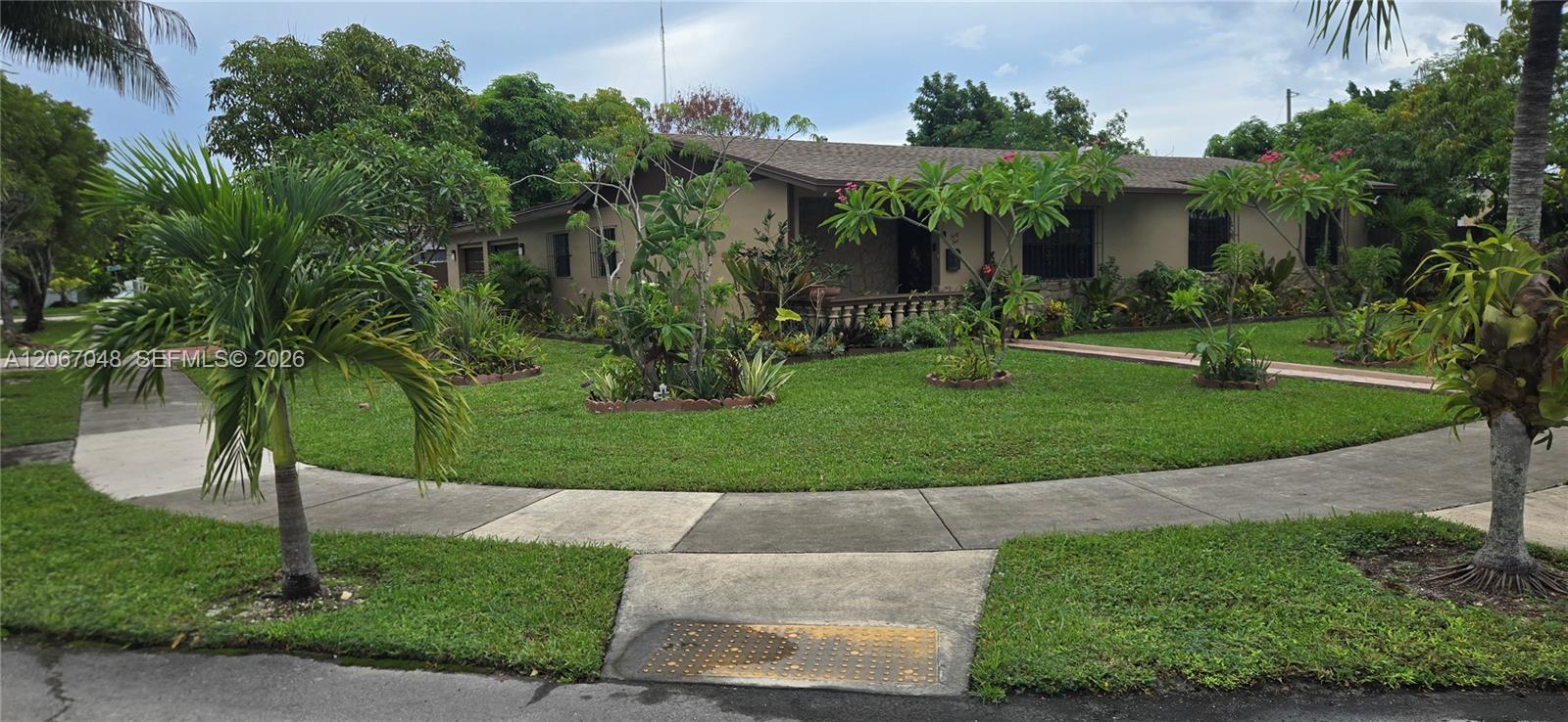 A12067048 Property Photo 1