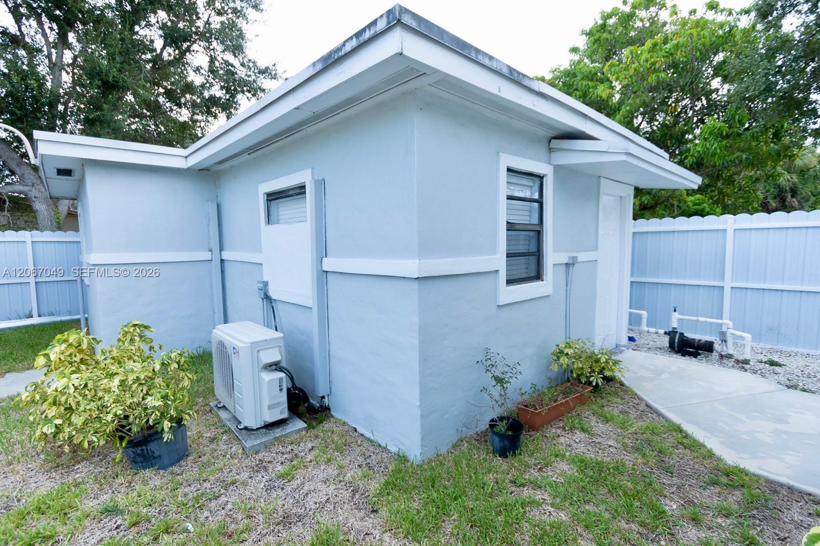 20760 Nw 37th Court 2 Property Photo 5