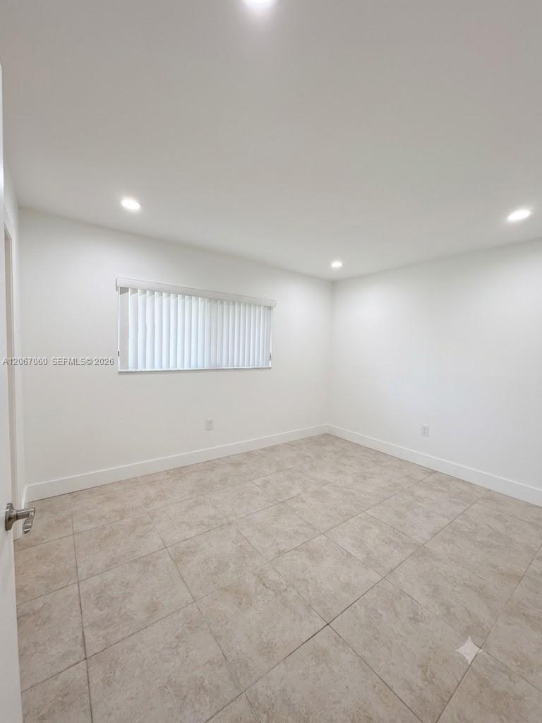 8065 Sw 107th Avenue 201 Property Photo 4
