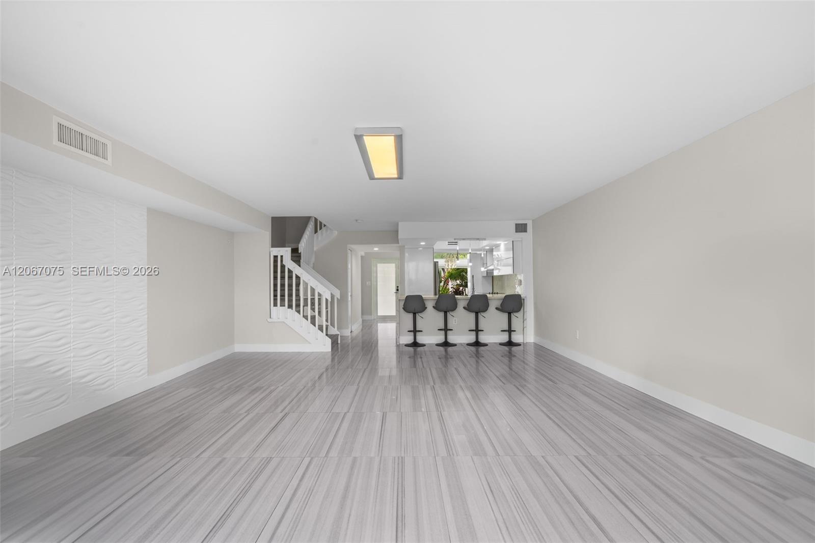 3750 Ne 209 Terrace Property Photo 12
