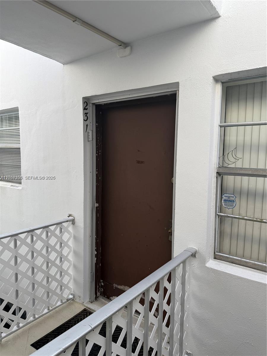 6507 Winfield Boulevard 231-c Property Photo 6