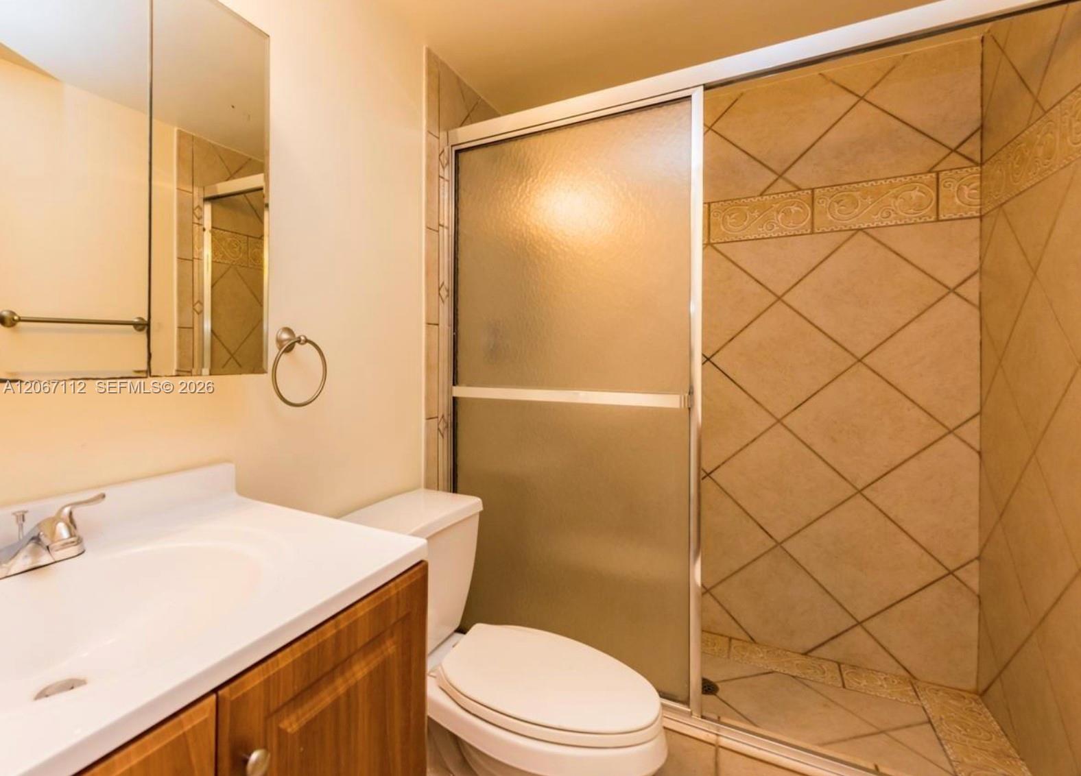 2049 S Ocean Drive 806 Property Photo 5