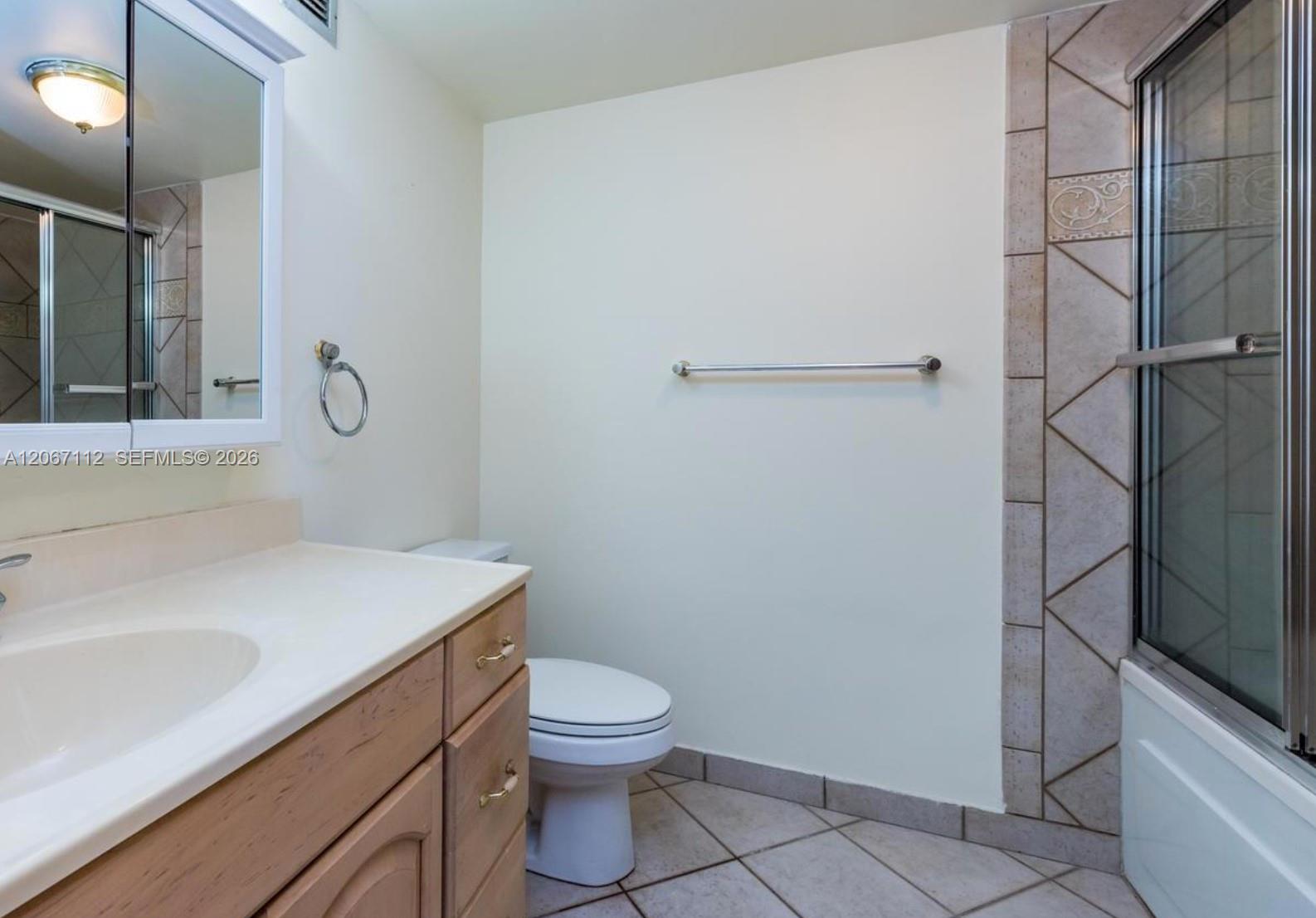 2049 S Ocean Drive 806 Property Photo 8