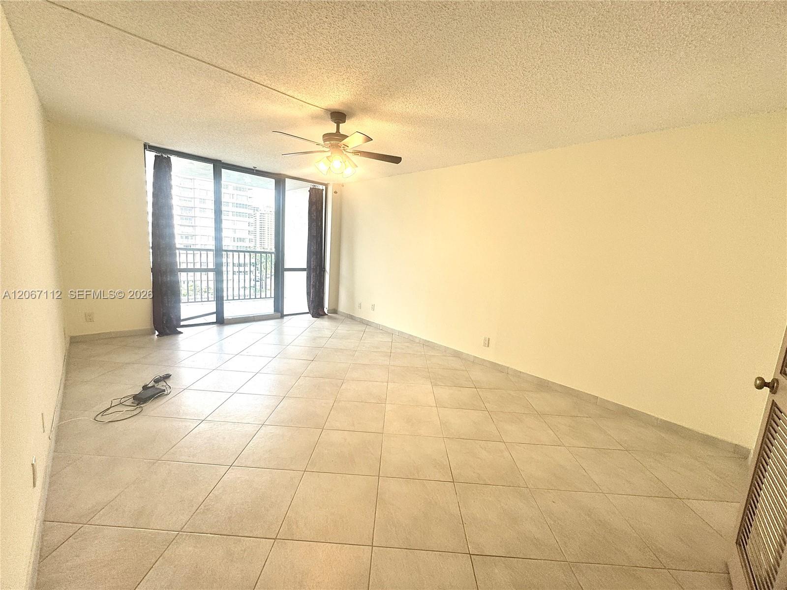 2049 S Ocean Drive 806 Property Photo 9