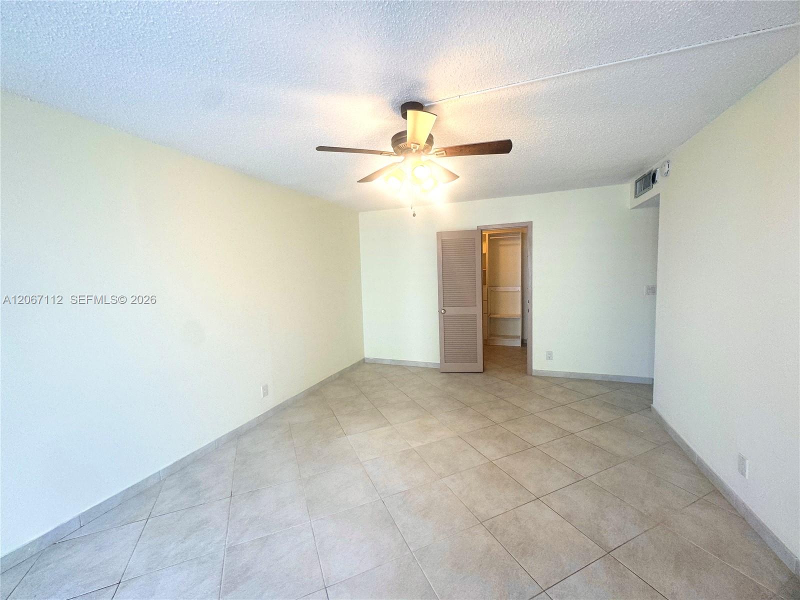 2049 S Ocean Drive 806 Property Photo 10