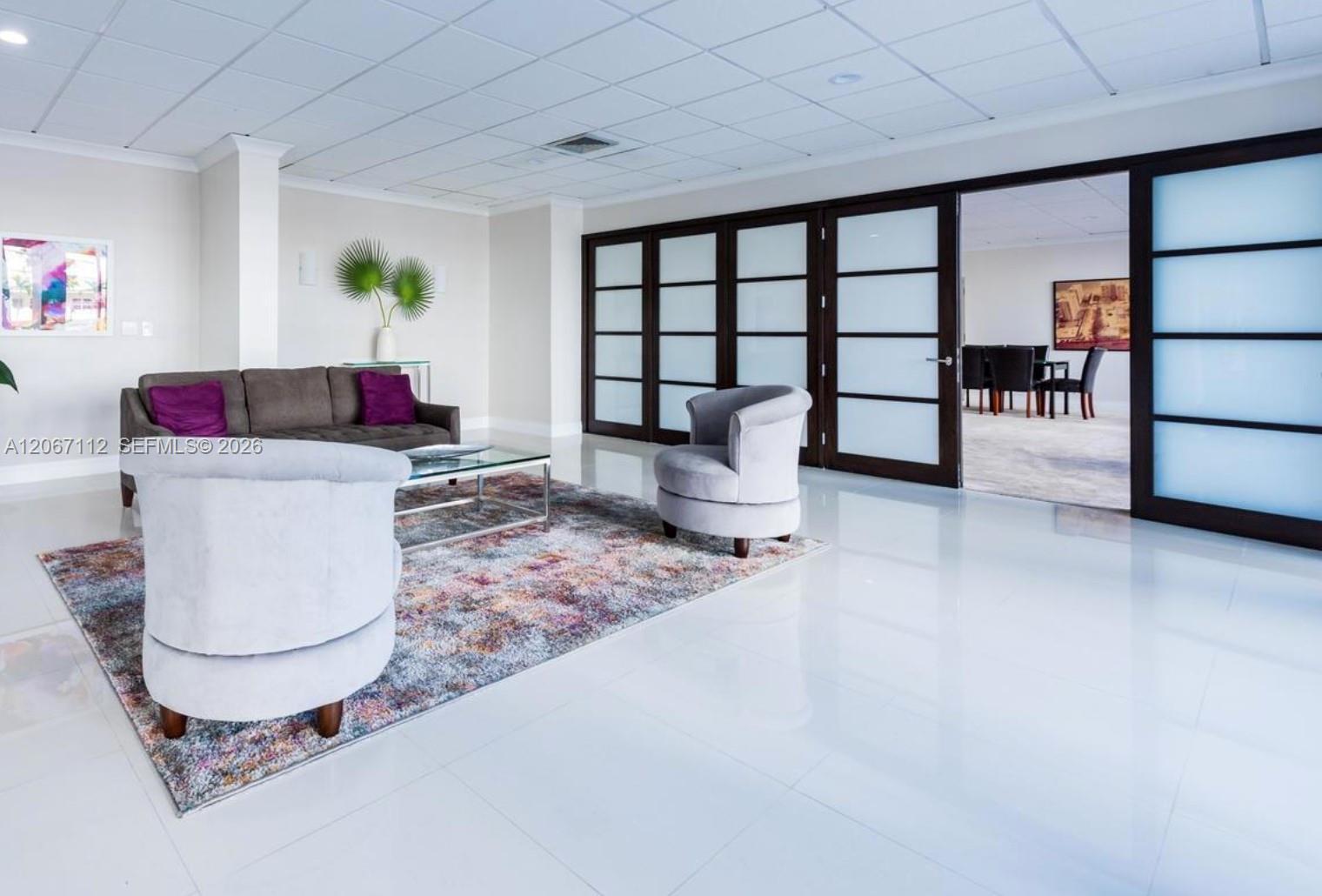 2049 S Ocean Drive 806 Property Photo 15