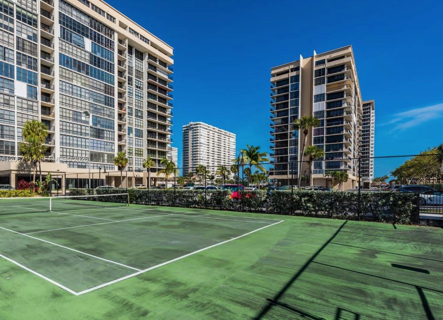 2049 S Ocean Drive 806 Property Photo 16