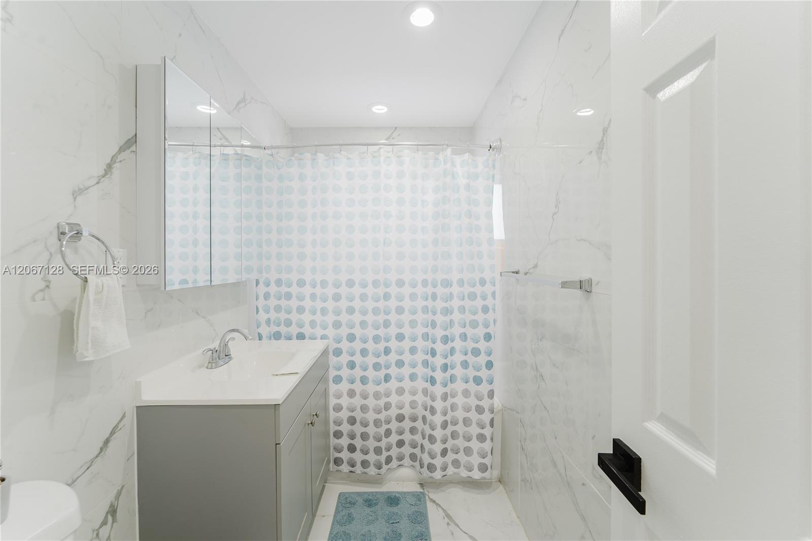 481 Ne 51st Street Property Photo 24
