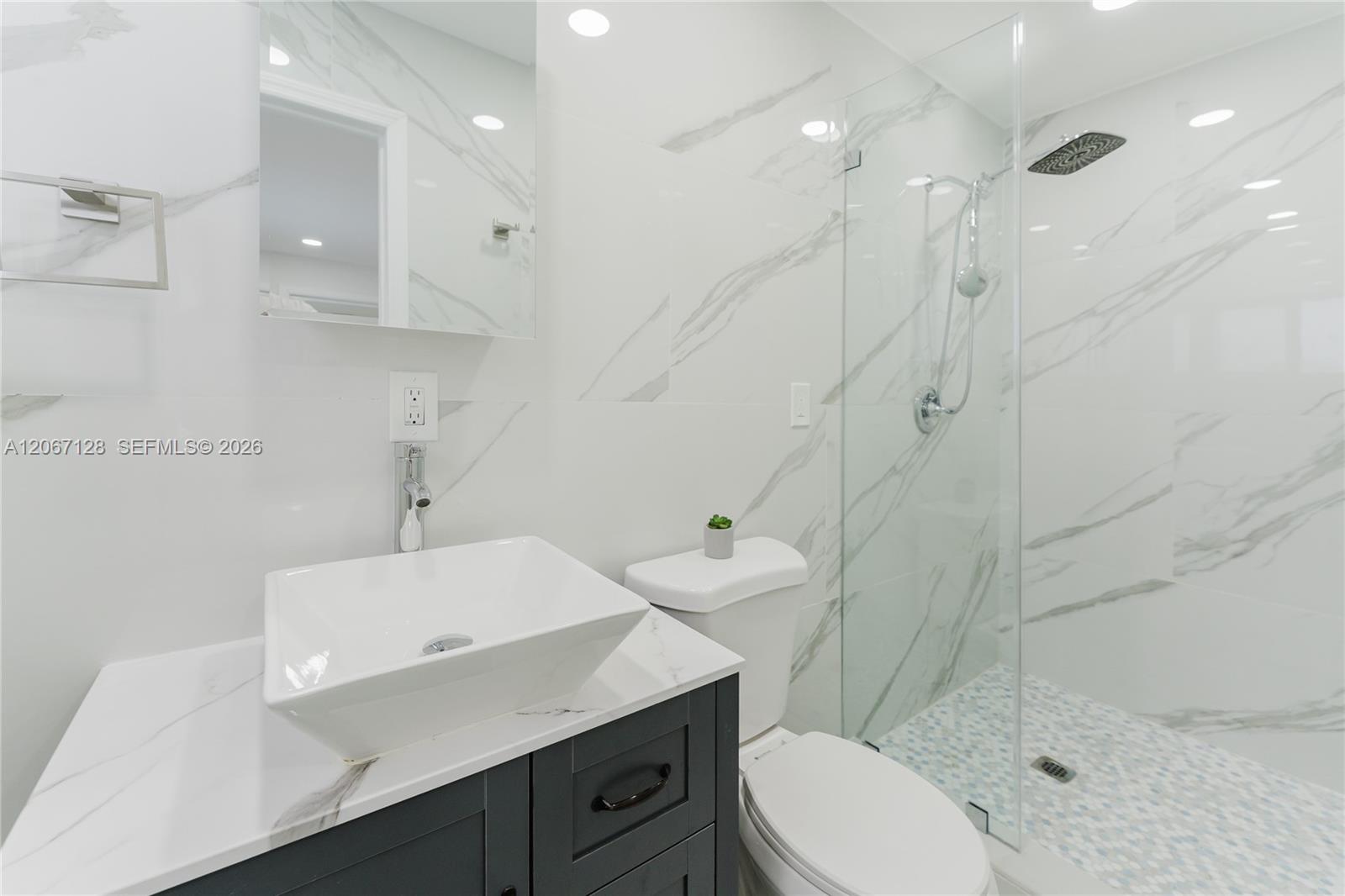 481 Ne 51st Street Property Photo 28