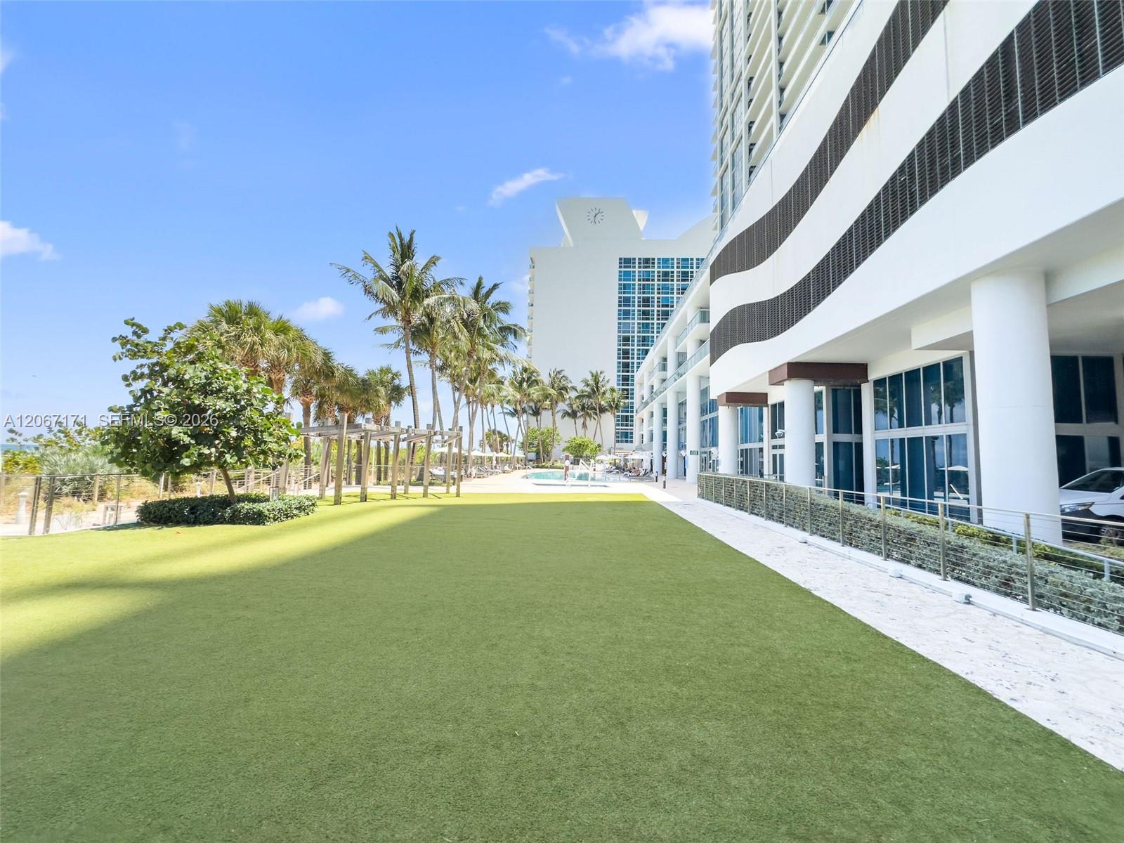 6799 Collins Avenue 1103 Property Photo 32