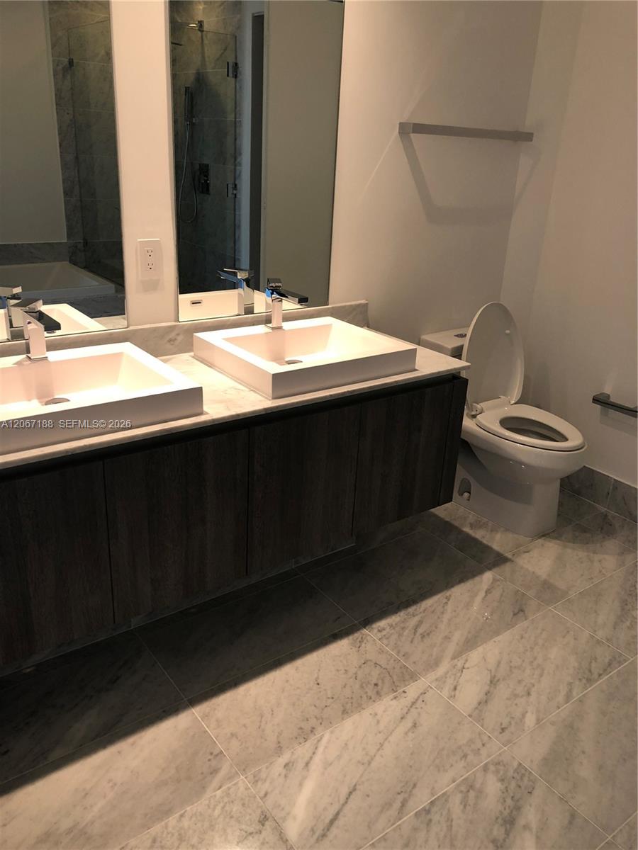 801 S Miami Avenue 1705 Property Photo 8
