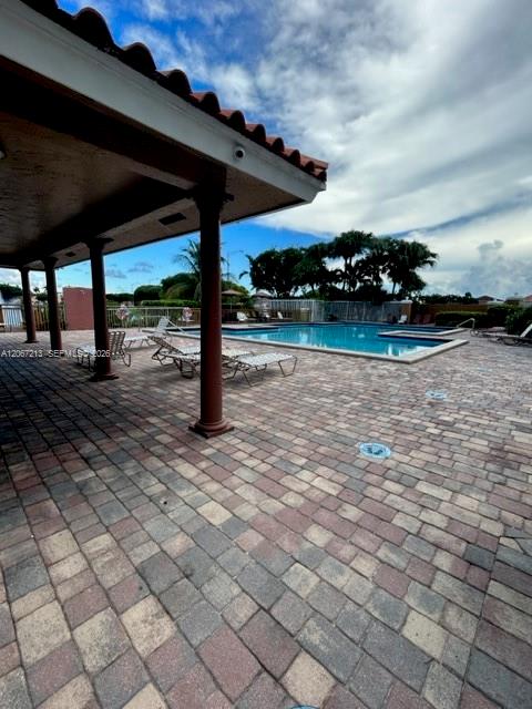 A12067213 Property Photo 32