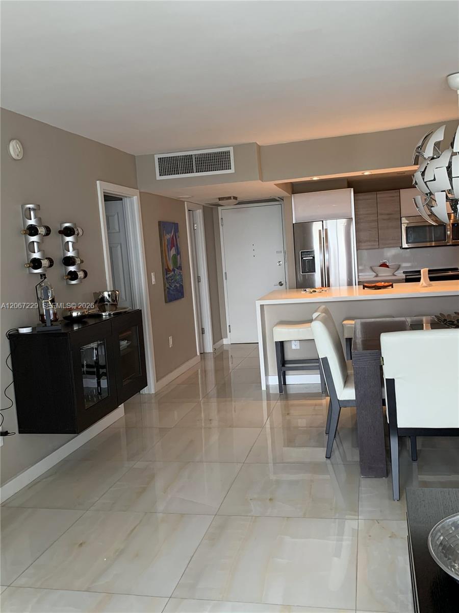 5701 Collins Avenue 1003 Property Photo 6