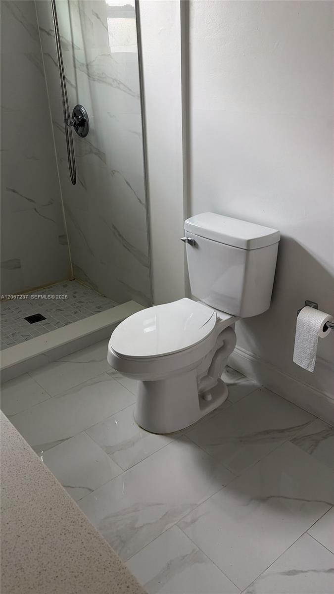170 E 46th Street 2 Property Photo 15
