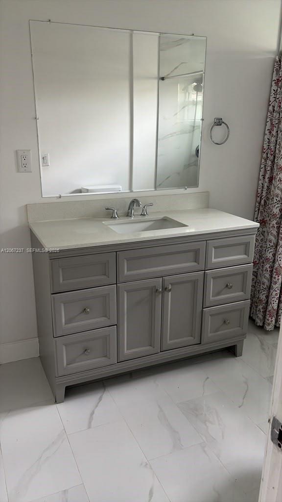 170 E 46th Street 2 Property Photo 16