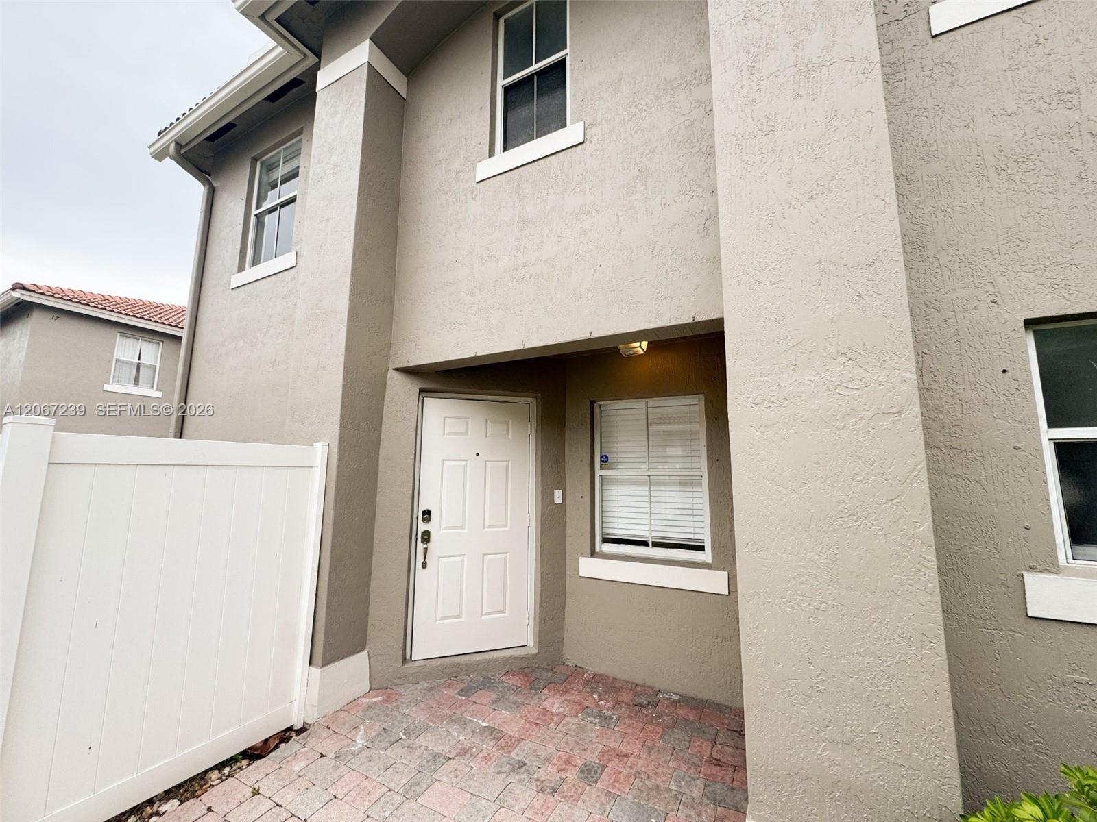 12615 SW 54th Court