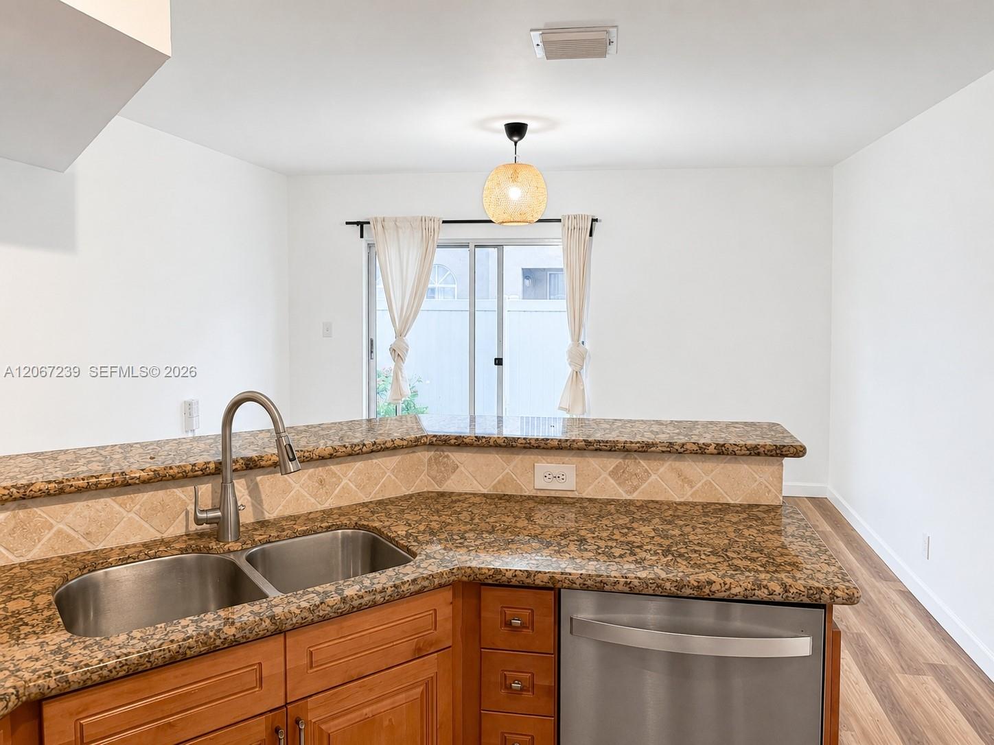 12615 Sw 54th Court Property Photo 4