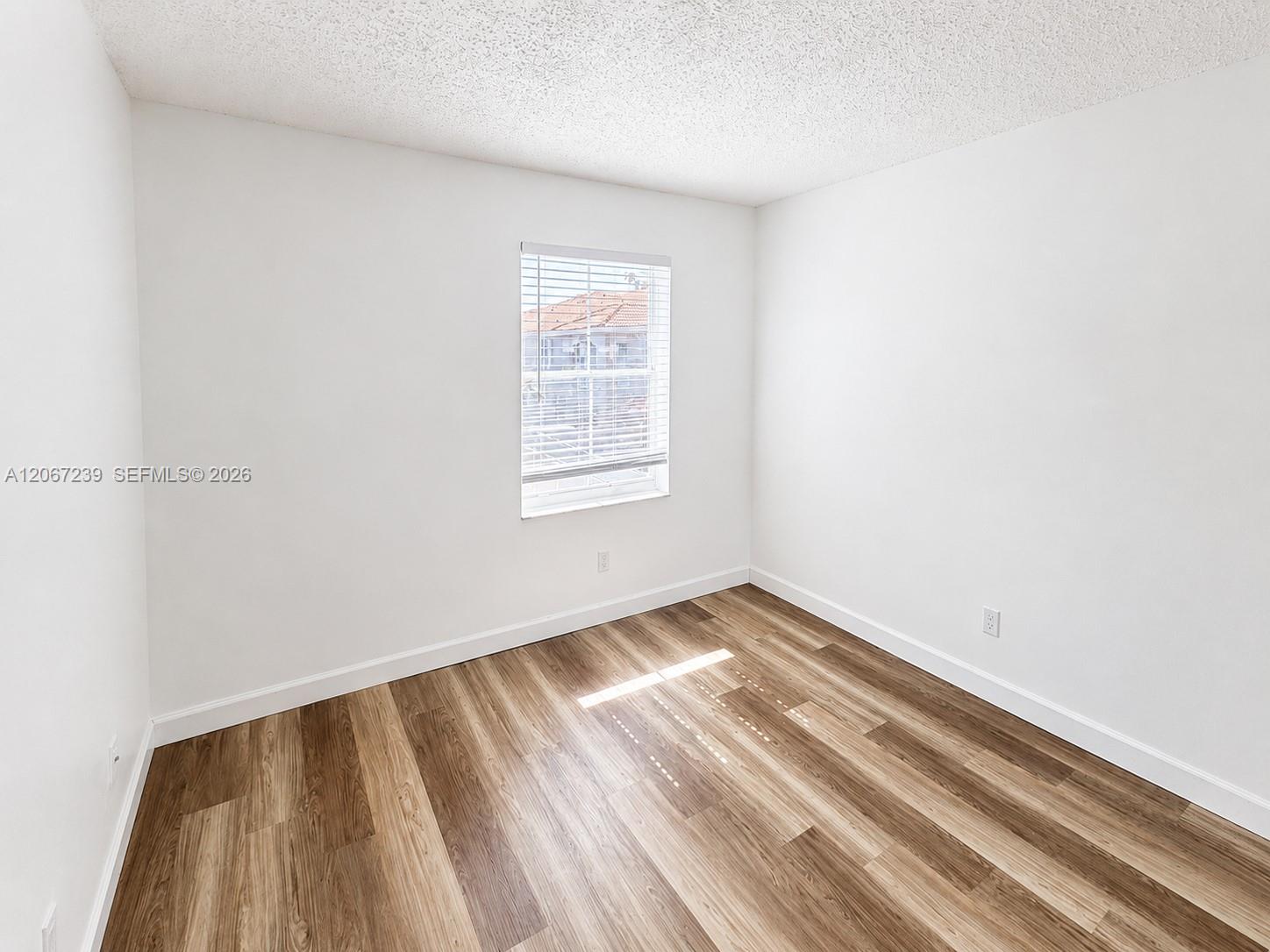 12615 Sw 54th Court Property Photo 19