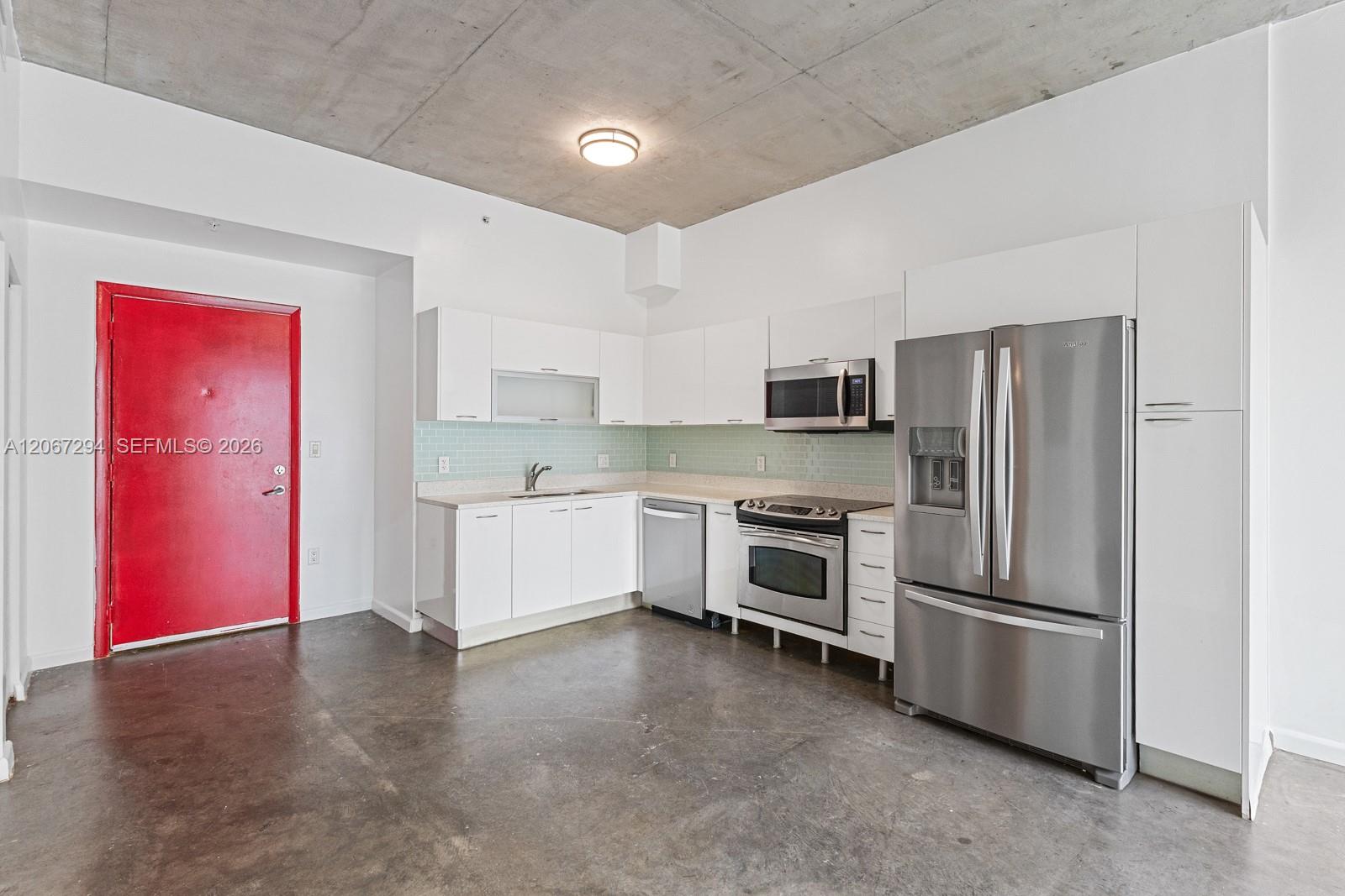 A12067294 Property Photo 6