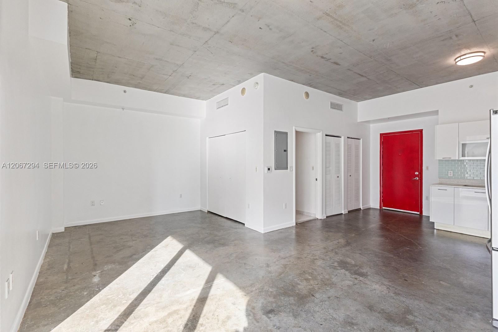 A12067294 Property Photo 12