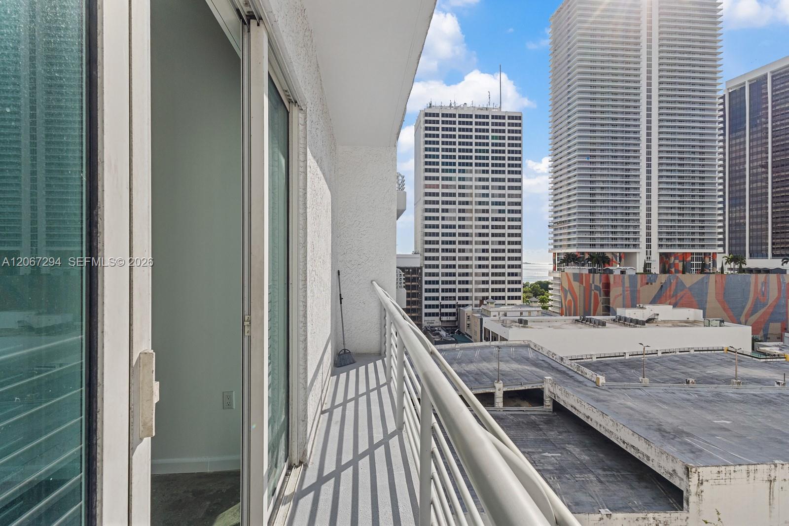 A12067294 Property Photo 17