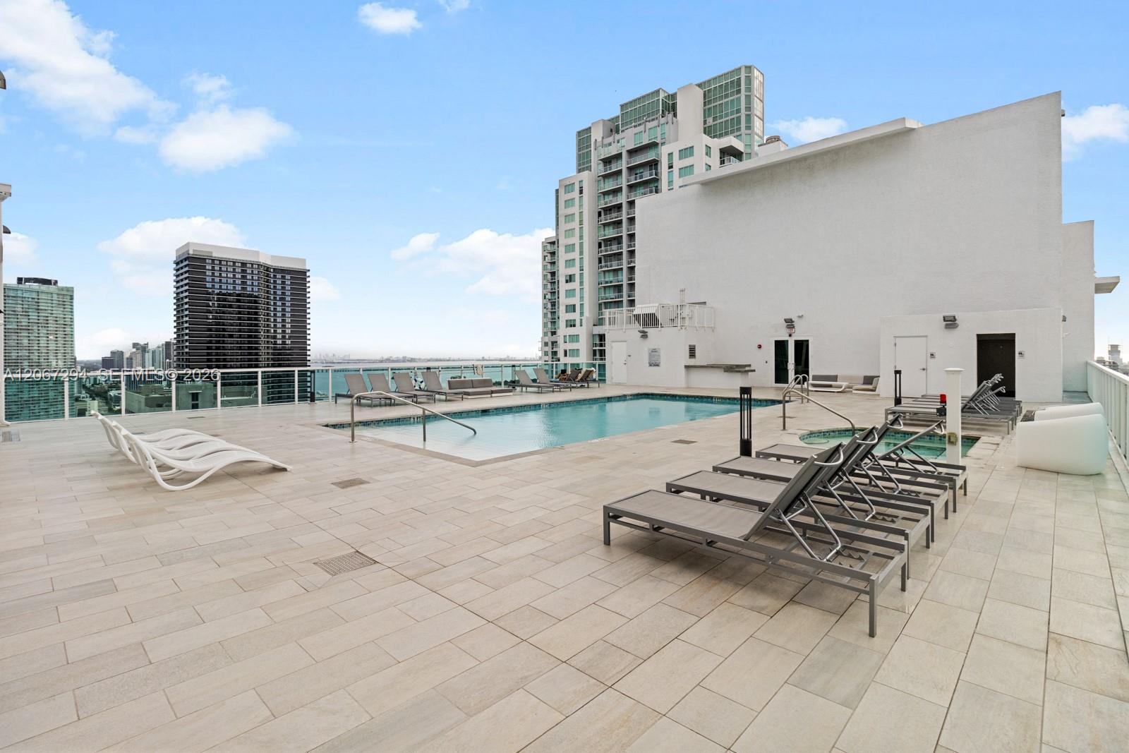 A12067294 Property Photo 22