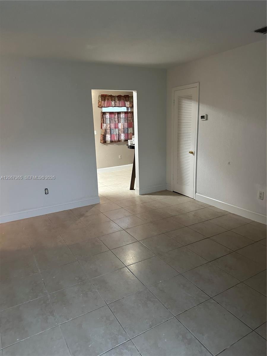 53 Nw 169th Street 53 Property Photo 5