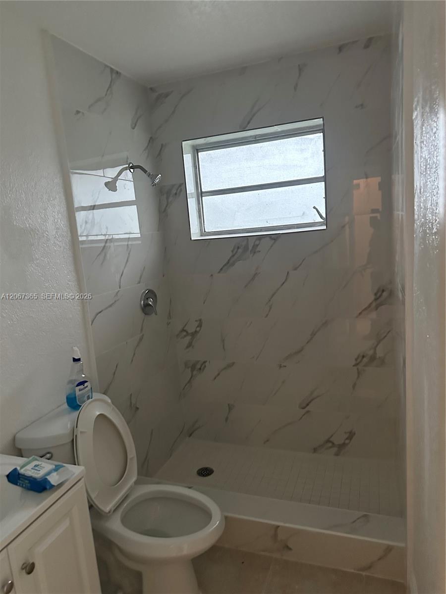 53 Nw 169th Street 53 Property Photo 10