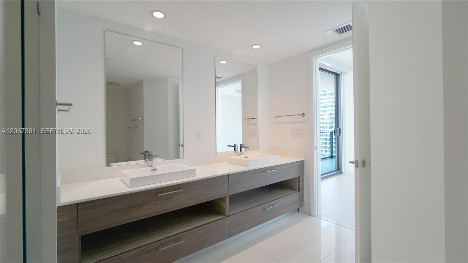 1300 S Miami Avenue 2610 Property Photo 16
