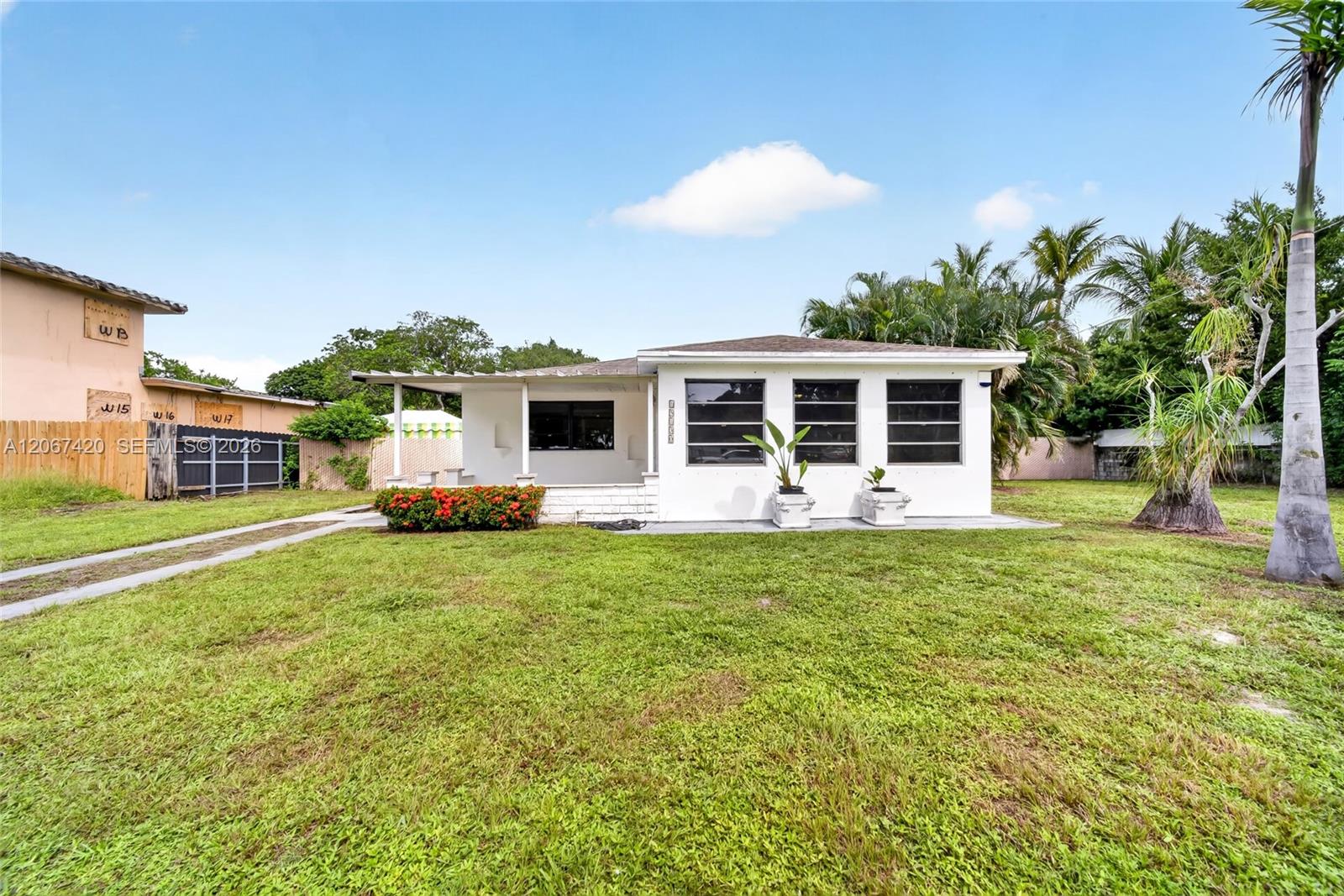 15130 S River Drive Property Photo 1