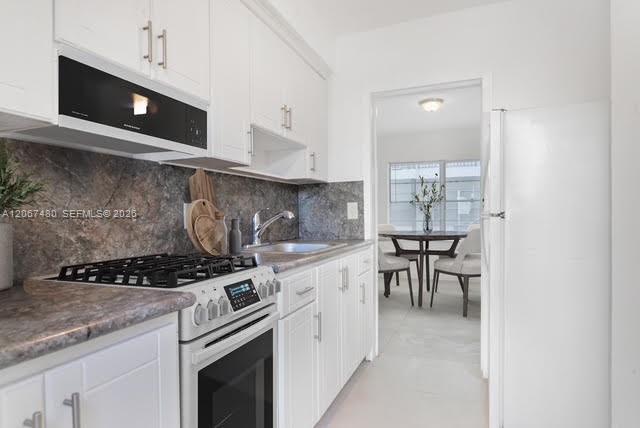 974 Biarritz Drive 11 Property Photo 2