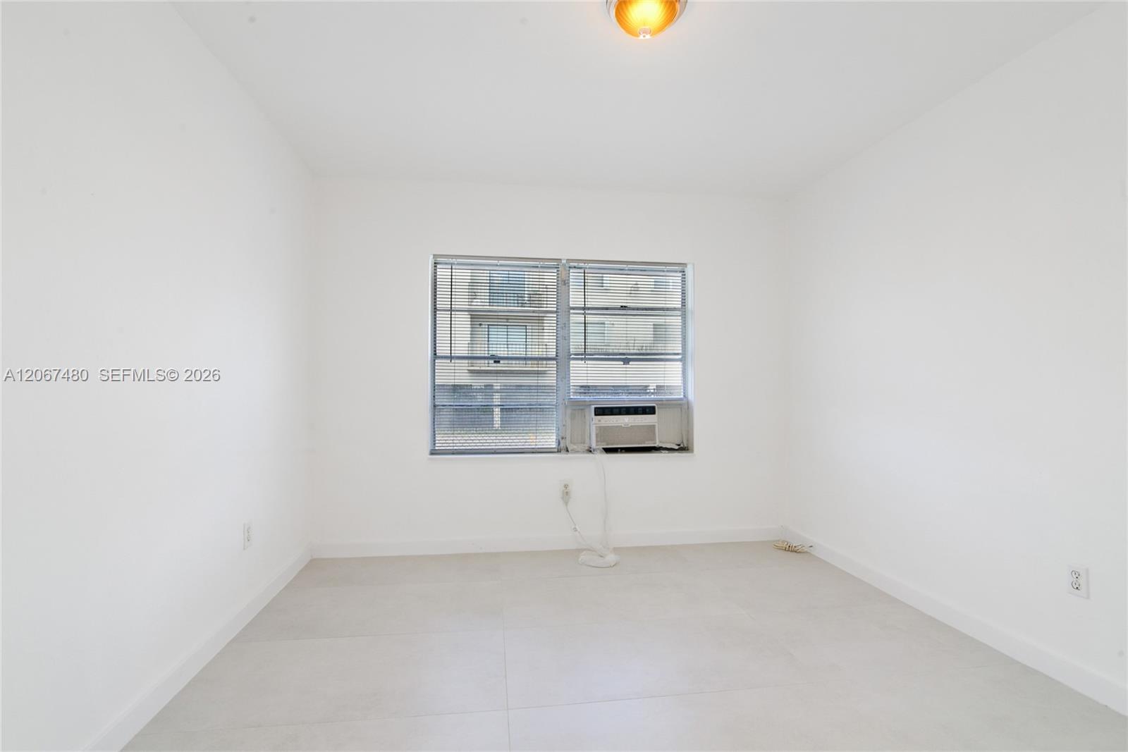 974 Biarritz Drive 11 Property Photo 11
