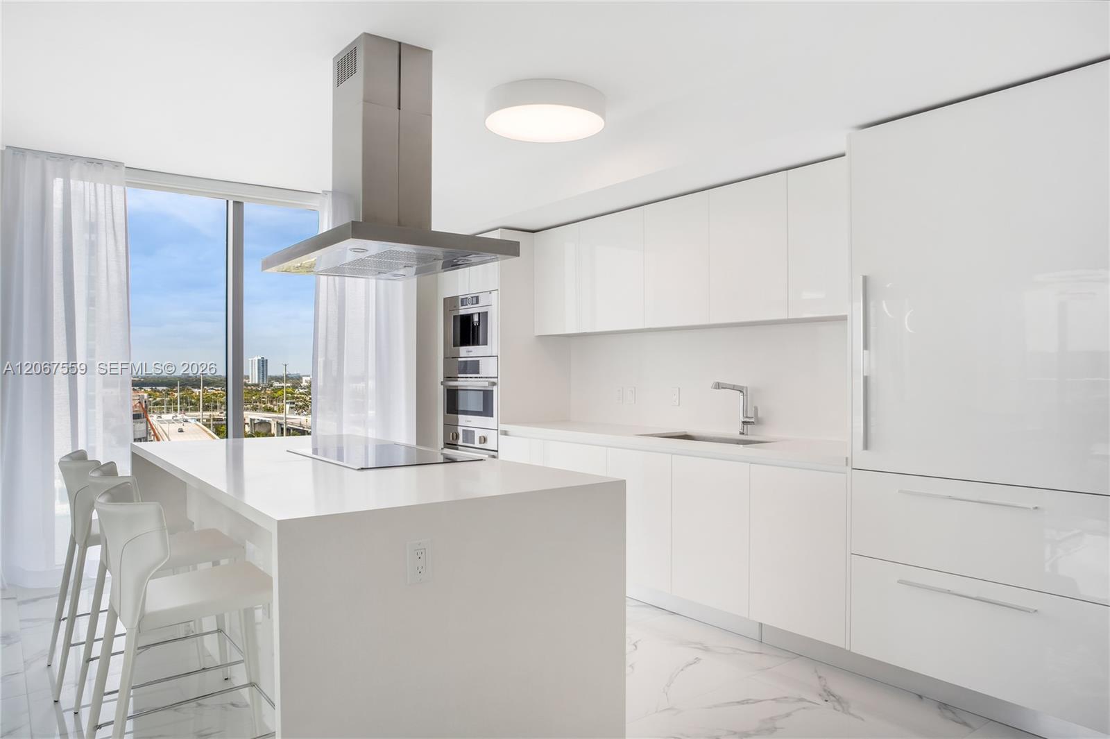 330 Sunny Isles Boulevard 5-1102 Property Photo 11
