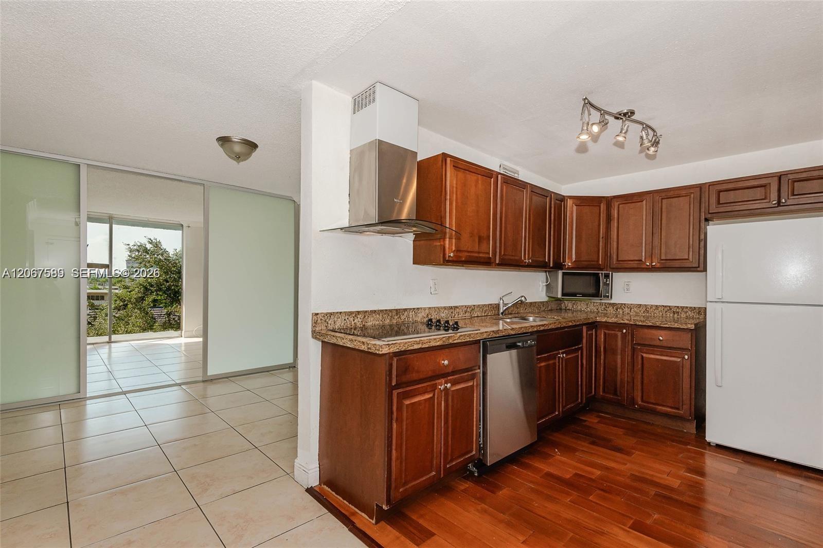 1805 Sans Souci Boulevard 532 Property Photo 2