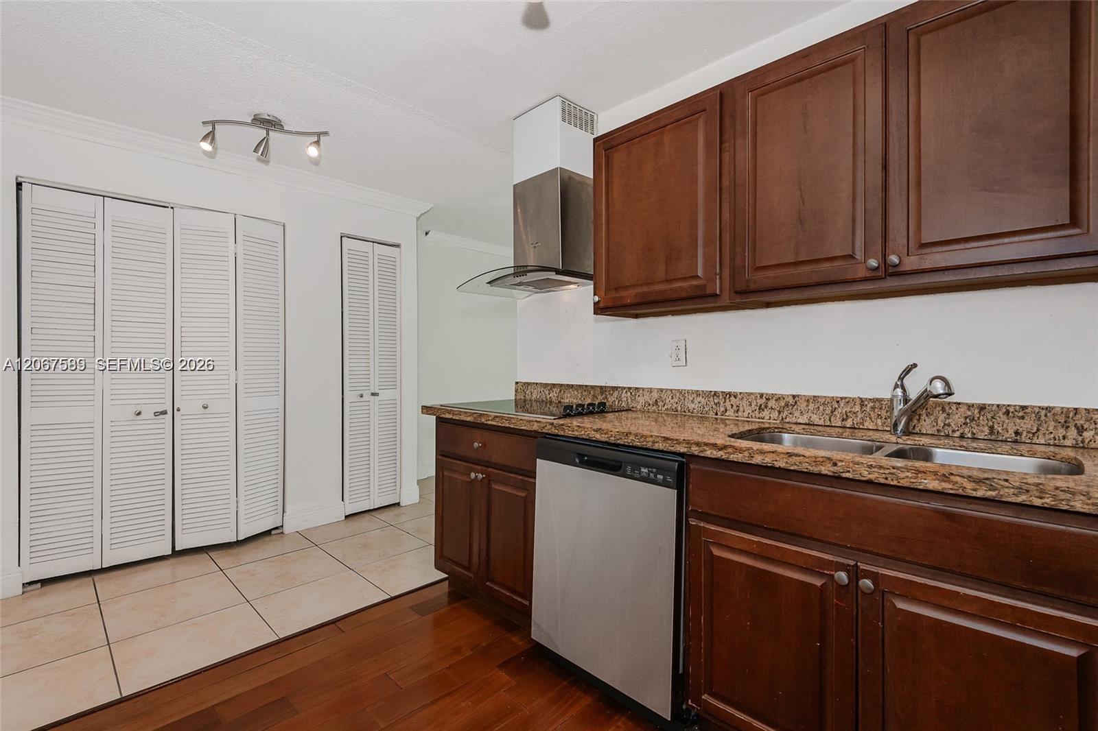 1805 Sans Souci Boulevard 532 Property Photo 5