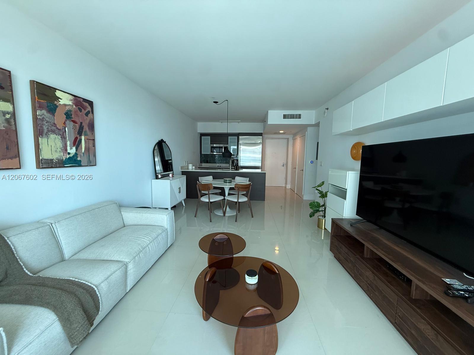 500 Brickell Avenue 2706 Property Photo 1