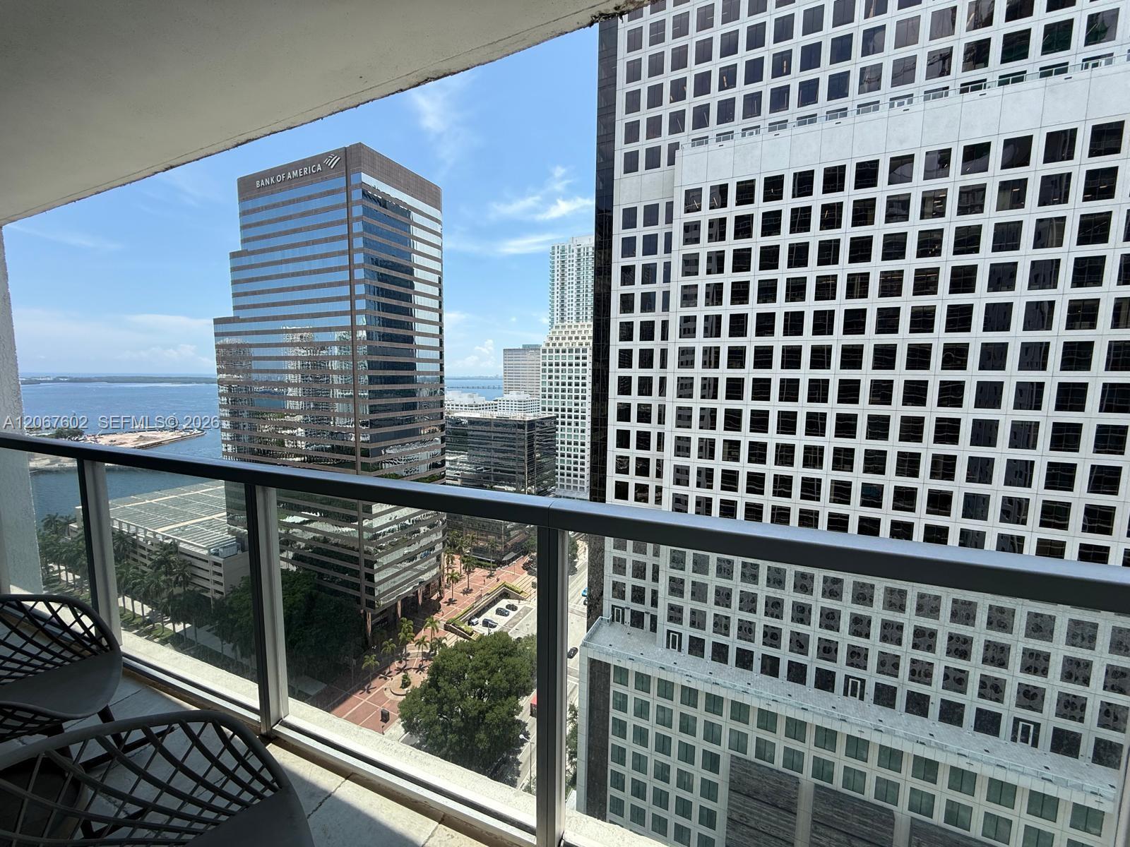 500 Brickell Avenue 2706 Property Photo 14