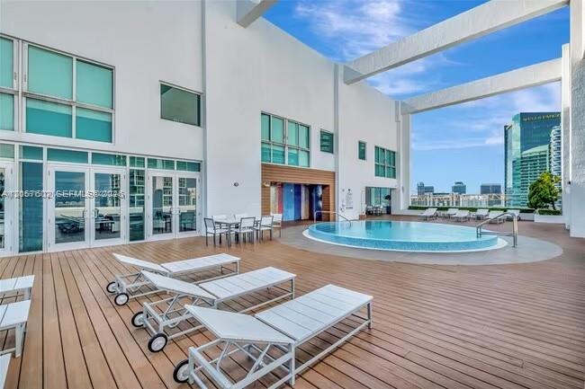 500 Brickell Avenue 2706 Property Photo 16